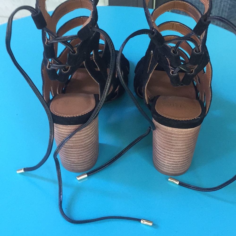 Black FrancoSarto laceupheels - Picture 5 of 8